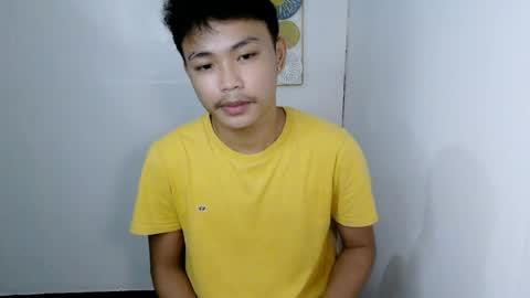 Snapshot of callmebabyceejay_ chatting on June 26, 10:47 pm Ceejay online show from June 26, 10:47 pm