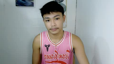Snapshot of callmebabyceejay_ chatting on June 28, 12:05 am Ceejay online show from June 28, 12:05 am