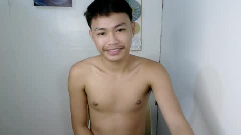 Snapshot of callmebabyceejay_ chatting on June 29, 1:11 pm Ceejay online show from June 29, 1:11 pm