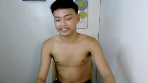 Snapshot of callmebabyceejay_ chatting on June 30, 3:46 pm Ceejay online show from June 30, 3:46 pm