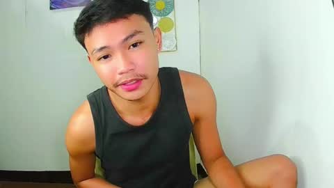 Snapshot of callmebabyceejay_ chatting on July 2, 1:50 pm Ceejay online show from July 2, 1:50 pm