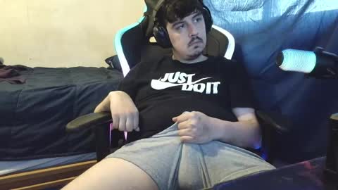 CallMeDusk online show from April 19, 10:56 pm