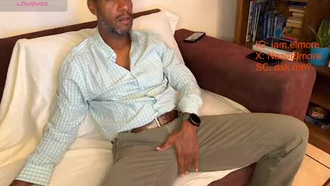 My name is Robert  Dont be shysay hi I love to chat. For requests or dirty talk please use tips  online show from April 22, 4:48 am