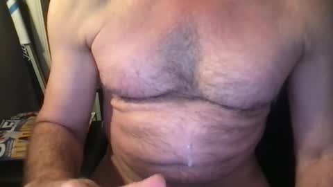 Snapshot of callum5555 chatting on January 18, 1:42 am callum5555 online show from January 18, 1:42 am