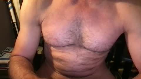 Snapshot of callum5555 chatting on June 4, 10:16 pm callum5555 online show from June 4, 10:16 pm