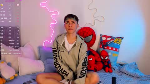 Snapshot of callum_77 chatting on September 11, 4:12 am CALLUM online show from September 11, 4:12 am