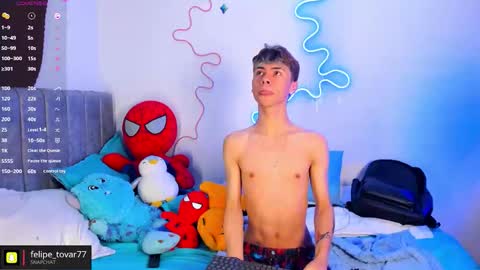 Snapshot of callum_77 chatting on October 15, 8:14 am CALLUM online show from October 15, 8:14 am