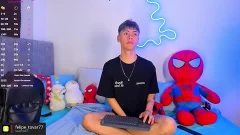 Snapshot of callum_77 chatting on October 24, 6:54 am CALLUM online show from October 24, 6:54 am