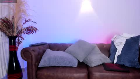 calmacaos online show from February 22, 1:20 pm