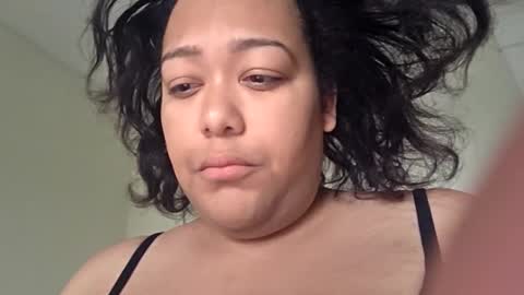 Snapshot of cals9x chatting on February 22, 6:50 pm camzxoxox online show from February 22, 6:50 pm