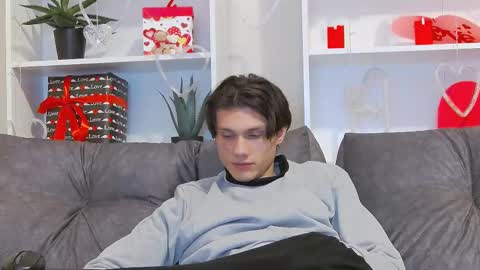 Calvin online show from February 13, 8:13 pm