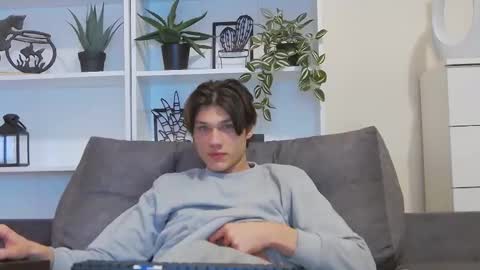 Calvin online show from February 26, 10:53 pm