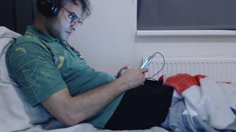 Snapshot of calvinjohnlad chatting on December 10, 11:19 pm Calvinjohnlad online show from December 10, 11:19 pm