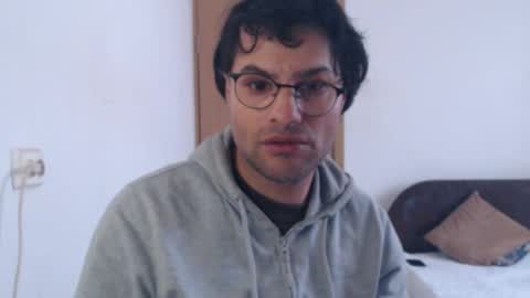 Snapshot of calvinjohnlad chatting on February 5, 10:42 am Calvinjohnlad online show from February 5, 10:42 am