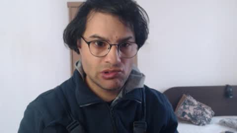 Snapshot of calvinjohnlad chatting on February 11, 10:42 am Calvinjohnlad online show from February 11, 10:42 am