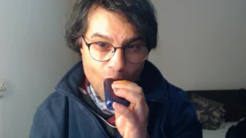 Snapshot of calvinjohnlad chatting on February 11, 10:48 pm Calvinjohnlad online show from February 11, 10:48 pm