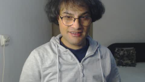 Snapshot of calvinjohnlad chatting on February 26, 6:18 pm Calvinjohnlad online show from February 26, 6:18 pm