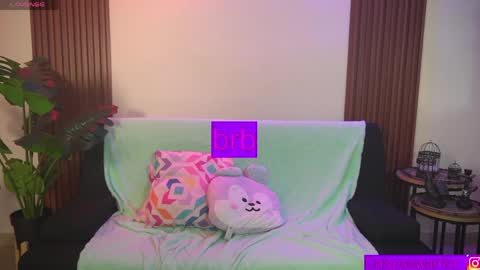 Snapshot of calypso_and_ge1 chatting on April 25, 1:08 am Calypso and Kayla online show from April 25, 1:08 am