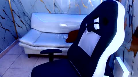 Snapshot of cam_xman chatting on June 29, 1:33 pm cam_xman online show from June 29, 1:33 pm