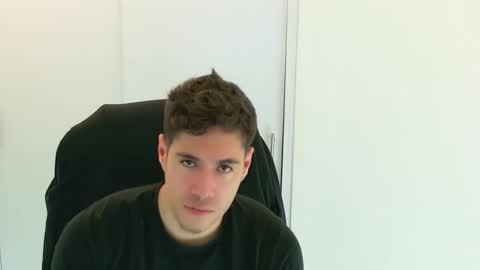 Snapshot of camara110 chatting on November 25, 8:20 pm camara110 online show from November 25, 8:20 pm