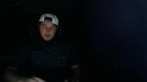 Snapshot of camcammerson chatting on May 26, 7:15 am camcammerson online show from May 26, 7:15 am