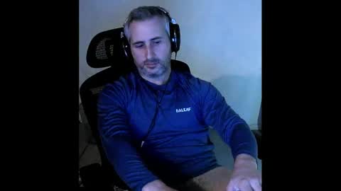 Snapshot of camcrusader chatting on October 3, 9:34 pm herp derp online show from October 3, 9:34 pm