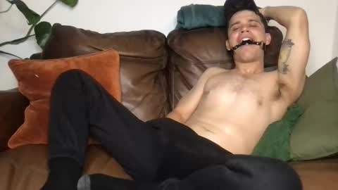 CamDoAttitude online show from October 24, 11:12 pm