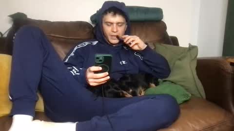 CamDoAttitude online show from March 31, 9:37 pm