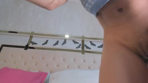 cameron_hearts online show from October 27, 12:20 pm