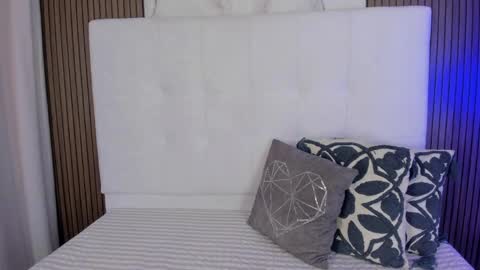 Snapshot of cami_adamss chatting on May 19, 11:49 am cami_adamss online show from May 19, 11:49 am