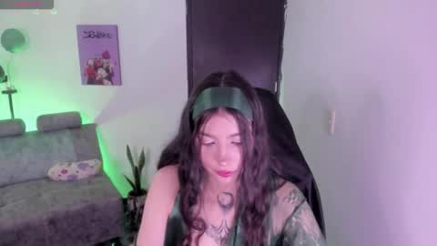 CAMI  online show from November 29, 10:46 pm