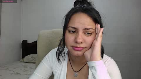 Snapshot of cami_valbuena chatting on September 26, 9:08 pm Camila Valbuena online show from September 26, 9:08 pm