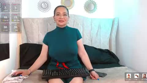 Snapshot of camiangel69 chatting on June 19, 3:05 pm CAMI online show from June 19, 3:05 pm