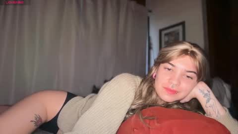 Snapshot of camii19y chatting on February 25, 10:08 pm camii19y online show from February 25, 10:08 pm