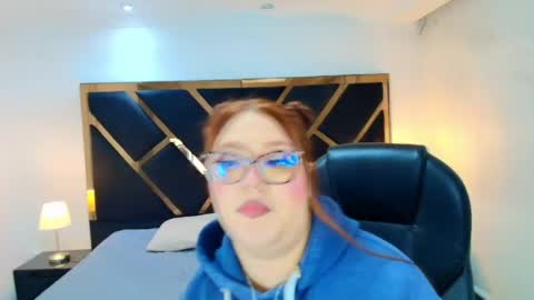 Snapshot of camiila_osorio chatting on May 29, 8:07 pm Camila Osorio online show from May 29, 8:07 pm