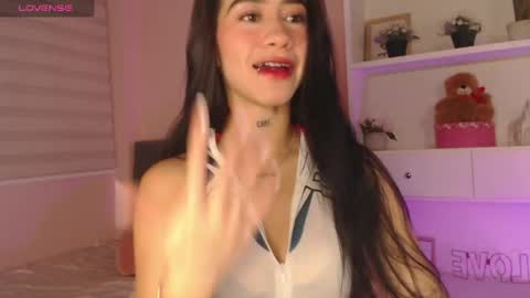 Snapshot of camiilaatorres chatting on May 27, 9:01 pm camila online show from May 27, 9:01 pm