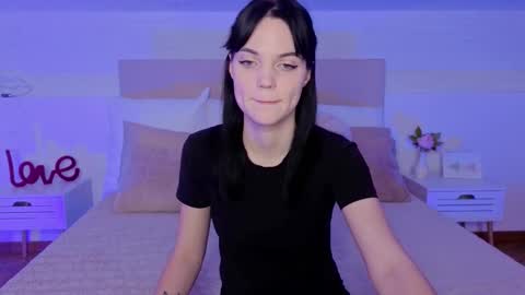 Snapshot of camila_777_ chatting on November 19, 10:10 pm Camila online show from November 19, 10:10 pm