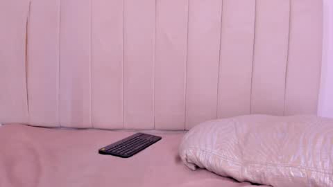 Cami online show from December 22, 10:36 pm