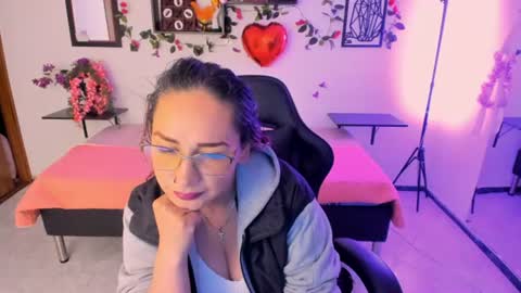 camila_bj online show from June 27, 4:50 am