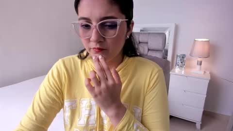 Camila buitrago online show from March 15, 4:13 pm