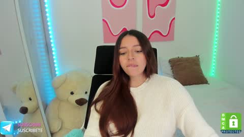 Snapshot of camila_ec2 chatting on January 30, 11:02 pm C A M I online show from January 30, 11:02 pm