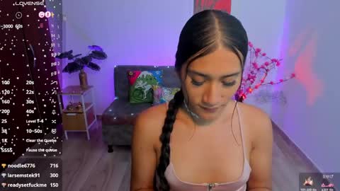 Snapshot of camila_harperr chatting on May 26, 10:33 am C A M I L A online show from May 26, 10:33 am