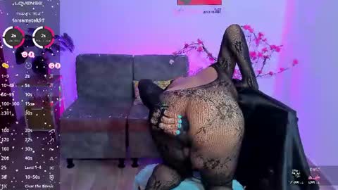 Snapshot of camila_harperr chatting on July 10, 6:43 pm C A M I L A online show from July 10, 6:43 pm