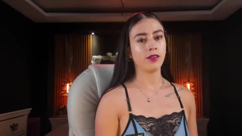 Snapshot of camila_martinez9 chatting on October 22, 11:43 am camila_martinez9 online show from October 22, 11:43 am