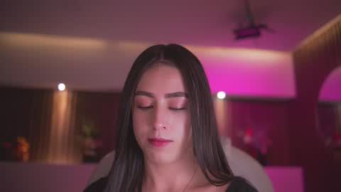 camila_martinez9 online show from December 15, 11:47 am