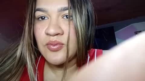 Snapshot of camila_rosess chatting on February 6, 2:31 pm valentinaEpic way Ive been fucked 1515 online show from February 6, 2:31 pm