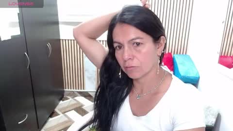 Snapshot of camila_vargas_ chatting on May 30, 6:49 pm Camila Vargas online show from May 30, 6:49 pm