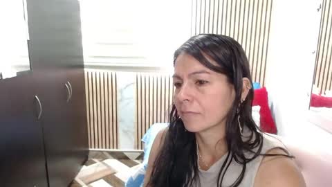 Snapshot of camila_vargas_ chatting on June 2, 7:16 pm Camila Vargas online show from June 2, 7:16 pm