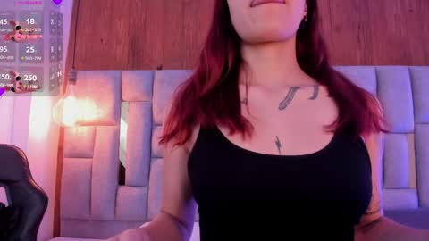 Snapshot of camilaa_smith_ chatting on May 17, 7:10 pm camilaa_smith_ online show from May 17, 7:10 pm