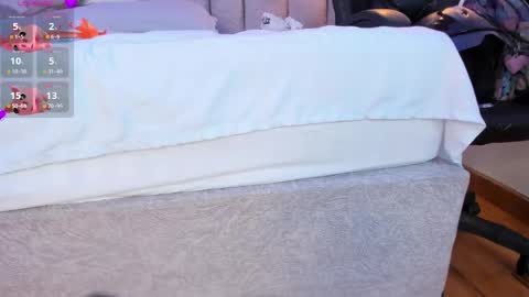 Snapshot of camilaa_smith_ chatting on June 1, 7:26 pm camilaa_smith_ online show from June 1, 7:26 pm